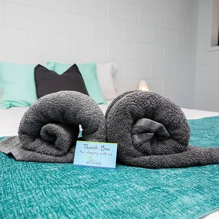 Airlie Sun & Sand Motel Accommodation #4 Эйрли-Бич Экстерьер фото