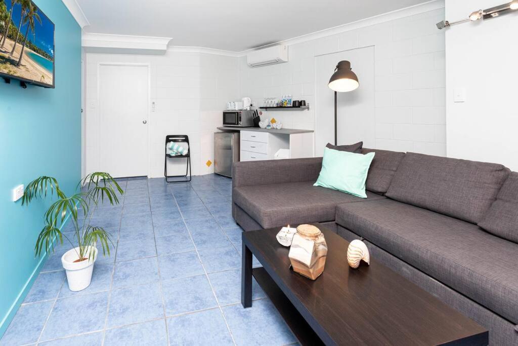 Airlie Sun & Sand Motel Accommodation #4 Эйрли-Бич Экстерьер фото