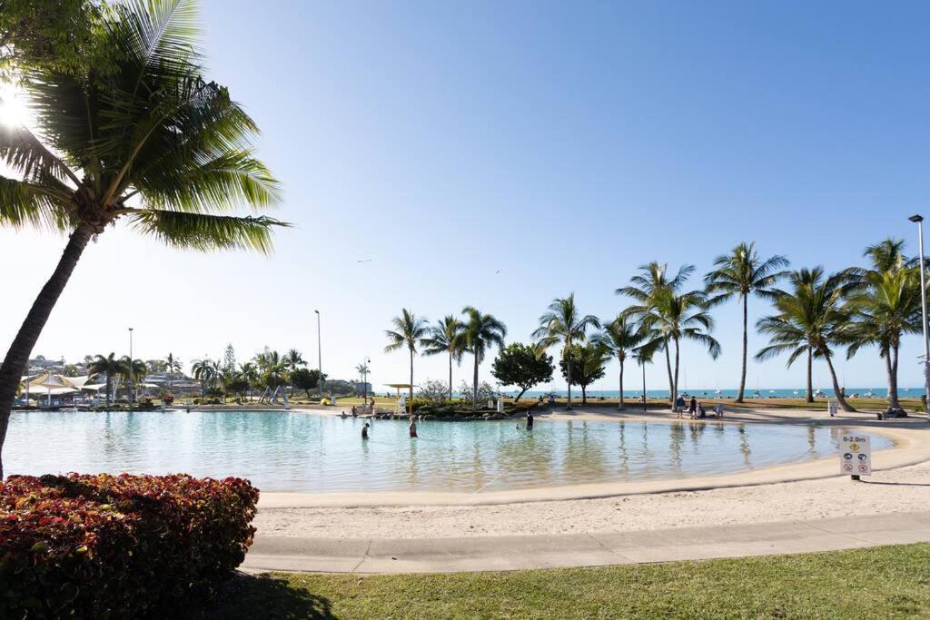 Airlie Sun & Sand Motel Accommodation #4 Эйрли-Бич Экстерьер фото